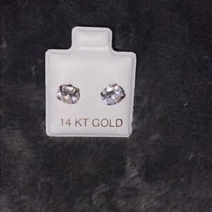 14k gold studs